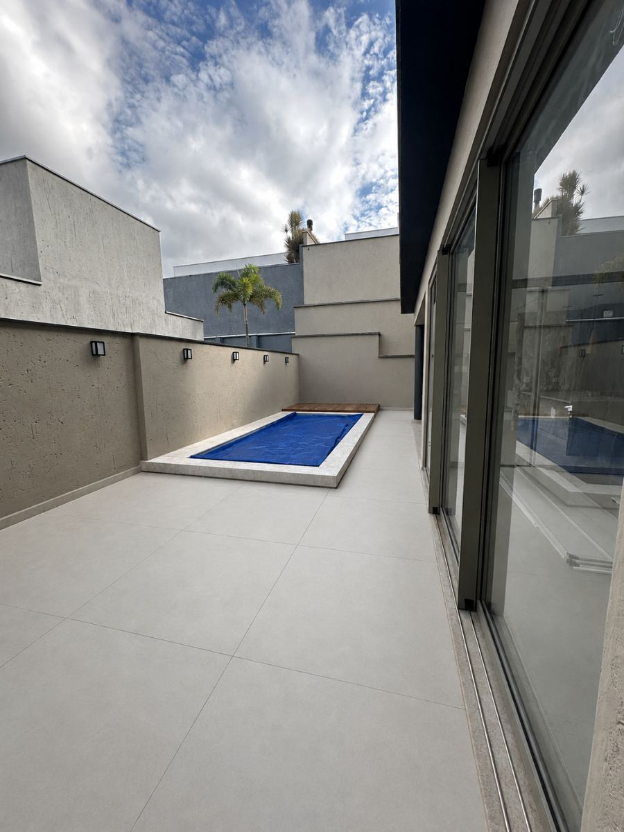 Construção de casa em condomínio de alto padrão, Reserva do Engenho (foto 10)